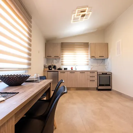 Demi'S Apartments Near Athen'S Airport Artemida  Exterior foto