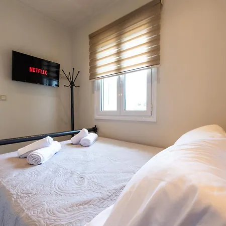 Demi'S Apartments Near Athen'S Airport Artemida  Exterior foto