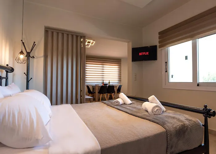 Demi\'S Apartments Near Athen\'S Airport