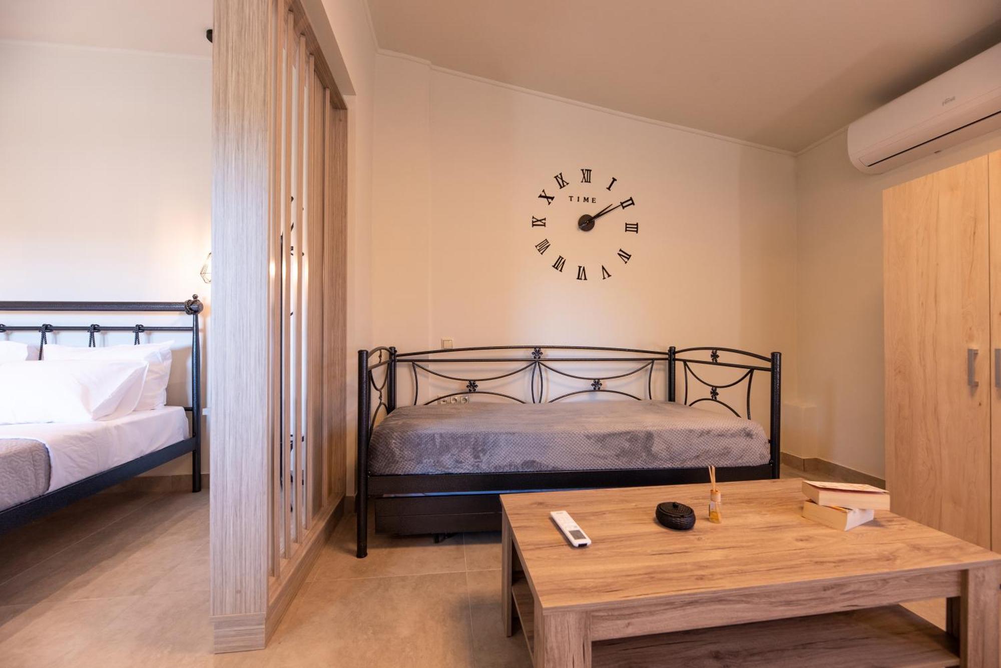 Apartment Demi's Near Athen's Airport
