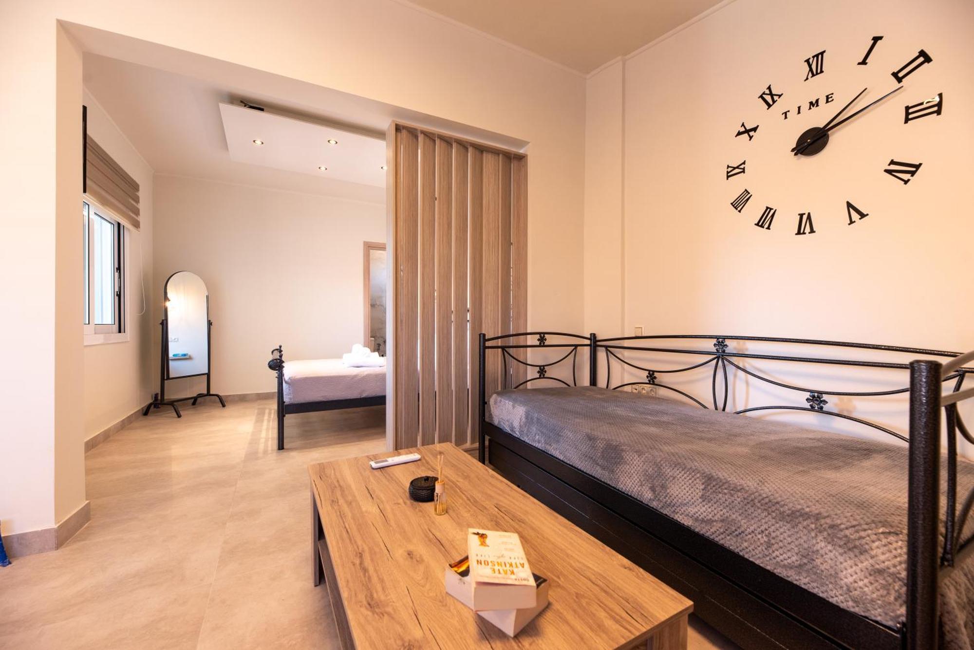 Apartment Demi's Near Athen's Airport Artemida (Attica)
